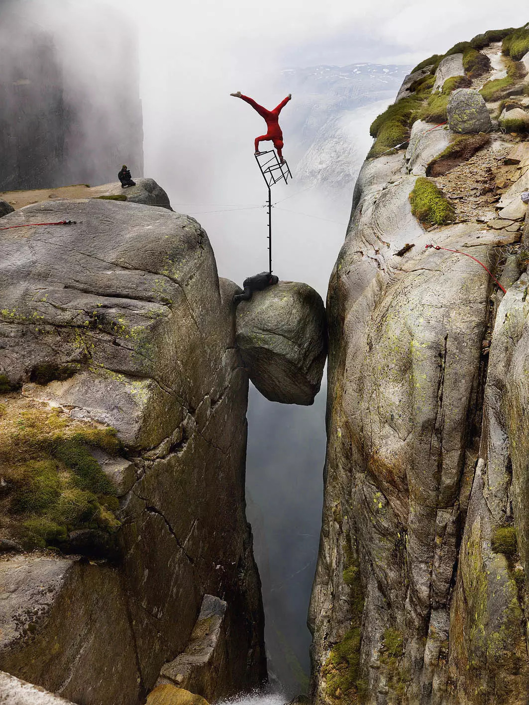 开云平台-包含突破极限：运动员纪录背后隐藏的努力的词条